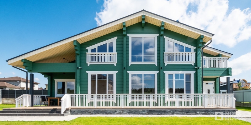 Красивый двухэтажный дом из клееного бруса по проекту Белфаст - фото 1 на сайте Holz House