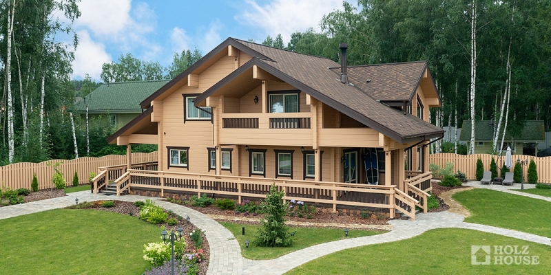 Дом из клееного бруса по проекту Ольборг в стиле шале - фото 1 на сайте Holz House
