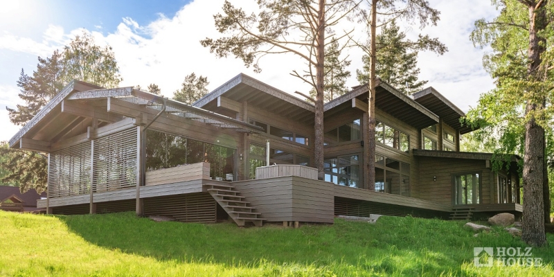 Большой двухэтажный дом из клееного бруса с террасой по проекту Палмерстон - фото 2 на сайте Holz House